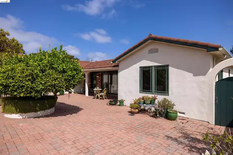 Exterior - Undisclosed, Monterey, CA 93940 photo 15 of 18