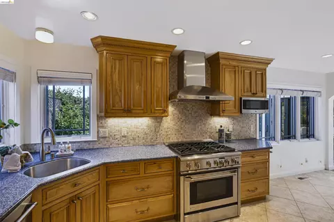 Kitchen - Undisclosed, Monterey, CA 93940 photo 4 of 4