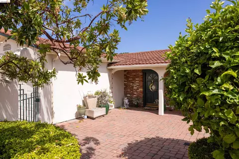 Exterior - Undisclosed, Monterey, CA 93940 photo 16 of 18