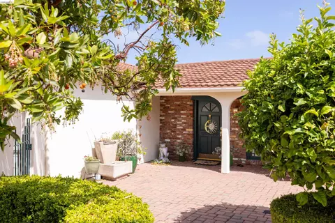 Exterior - Undisclosed, Monterey, CA 93940 photo 14 of 18