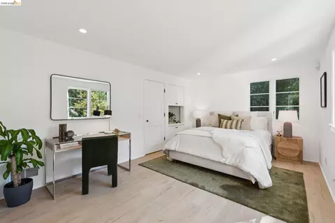 Bedroom - 1200 Westview Dr, Berkeley, CA 94705 photo 10 of 13