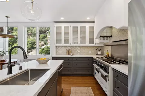 Kitchen - 1200 Westview Dr, Berkeley, CA 94705 photo 3 of 7