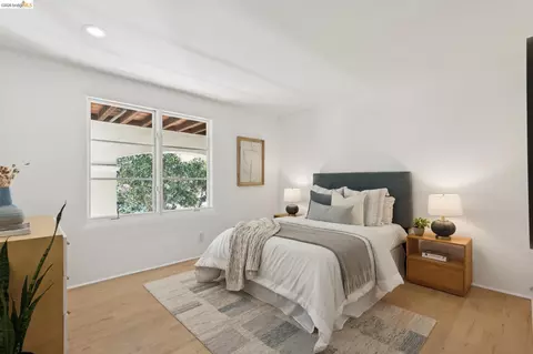 Bedroom - 1200 Westview Dr, Berkeley, CA 94705 photo 8 of 13