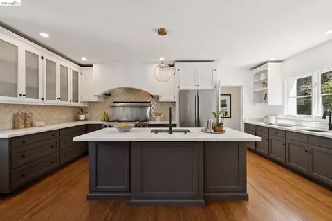 Kitchen - 1200 Westview Dr, Berkeley, CA 94705 photo 2 of 7