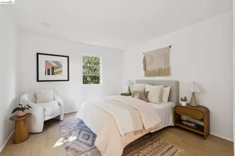 Bedroom - 1200 Westview Dr, Berkeley, CA 94705 photo 6 of 13