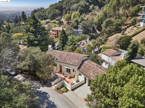 View/Area - 1200 Westview Dr, Berkeley, CA 94705 photo 2 of 3