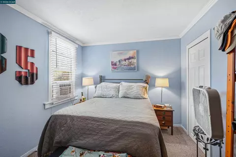 Bedroom - 322 Coghlan St, Vallejo, CA 94590 photo 3 of 6