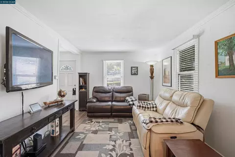 Other - 322 Coghlan St, Vallejo, CA 94590 photo 1 of 7