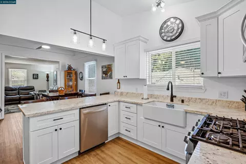 Kitchen - 322 Coghlan St, Vallejo, CA 94590 photo 3 of 5