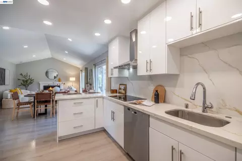Kitchen - 38475 Jacaranda Dr, Newark, CA 94560 photo 2 of 2