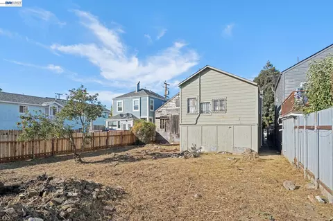 Exterior - 1717 9th St, Oakland, CA 94607 photo 10 of 10