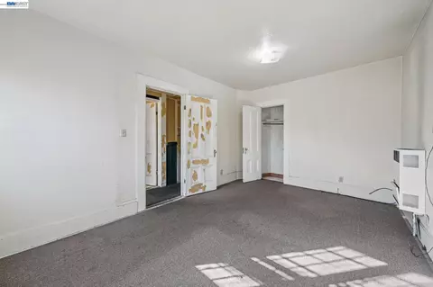 Bedroom - 1717 9th St, Oakland, CA 94607 photo 5 of 6