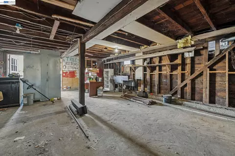 Other - 1717 9th St, Oakland, CA 94607 photo 3 of 4