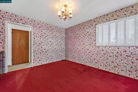 Bedroom - 557 Summit Dr, Pinole, CA 94564 photo 6 of 6