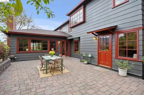 Exterior - 18 Arlington Ct, Kensington, CA 94707 photo 16 of 19