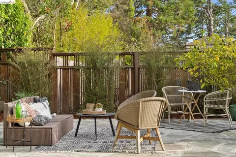 Exterior - 18 Arlington Ct, Kensington, CA 94707 photo 10 of 19