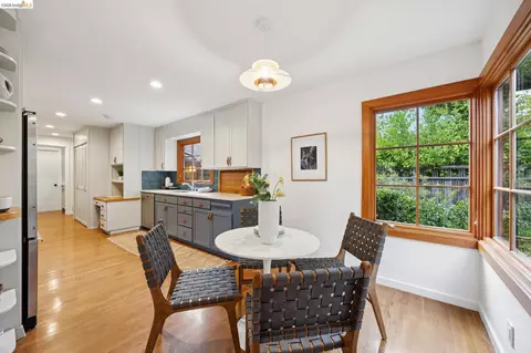 Dining - 18 Arlington Ct, Kensington, CA 94707 photo 4 of 4