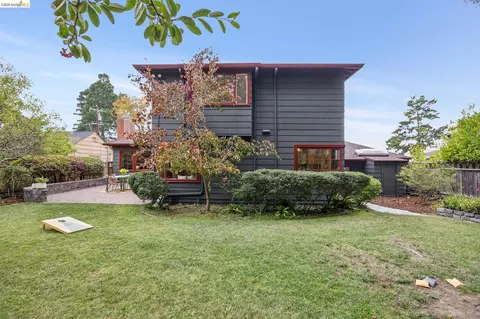Exterior - 18 Arlington Ct, Kensington, CA 94707 photo 14 of 19