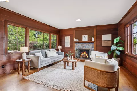 Living - 18 Arlington Ct, Kensington, CA 94707 photo 8 of 9