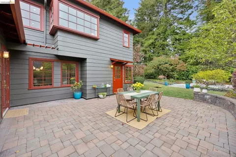 Exterior - 18 Arlington Ct, Kensington, CA 94707 photo 15 of 19