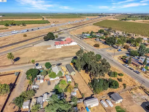 22479 Maple St, Chowchilla, CA 93610 photo 6