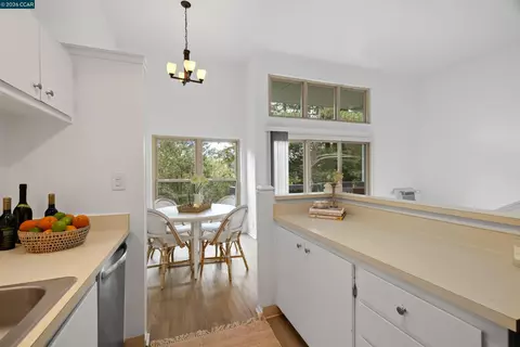 Kitchen - 2059 Ascot Dr #108, Moraga, CA 94556 photo 2 of 2