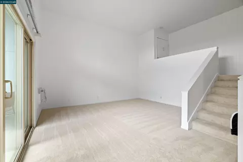 Living - 2059 Ascot Dr #108, Moraga, CA 94556 photo 6 of 8