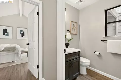 Entry Way - 29 Captains Dr, Alameda, CA 94502 photo 12 of 12