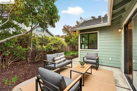 Exterior - 29 Captains Dr, Alameda, CA 94502 photo 9 of 15