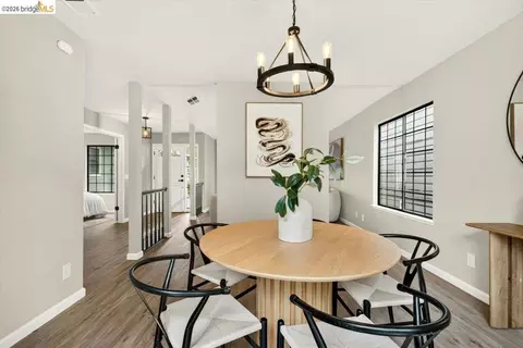 Dining - 29 Captains Dr, Alameda, CA 94502 photo 7 of 8