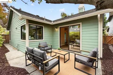 Exterior - 29 Captains Dr, Alameda, CA 94502 photo 12 of 15