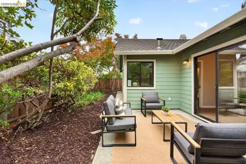 Exterior - 29 Captains Dr, Alameda, CA 94502 photo 13 of 15