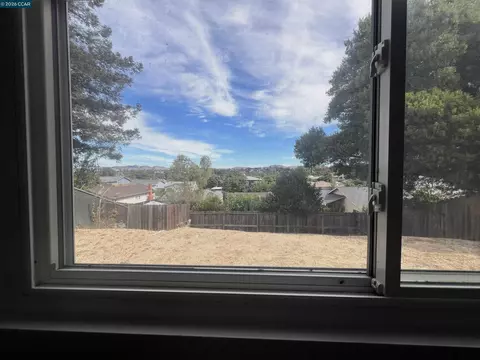 Other - 852 Sheridan St, Vallejo, CA 94590 photo 4 of 9