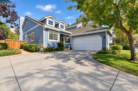 1725 Indian Wells Way, Clayton, CA 94517