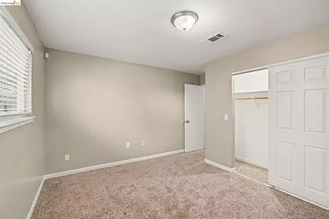 Bedroom - 201 E 17th St, Pittsburg, CA 94565 photo 4 of 4