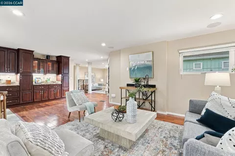 Living - 1719 Greentree Dr, Concord, CA 94521 photo 2 of 5