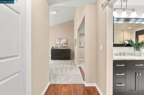 Entry Way - 1719 Greentree Dr, Concord, CA 94521 photo 1 of 1