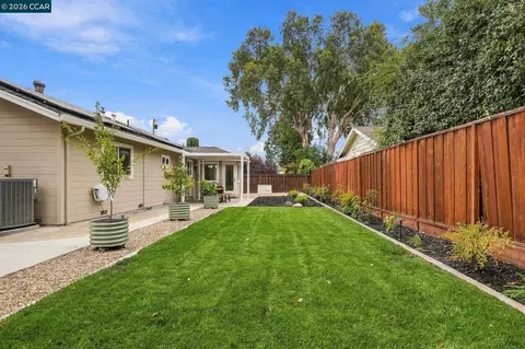 Exterior - 1719 Greentree Dr, Concord, CA 94521 photo 13 of 16