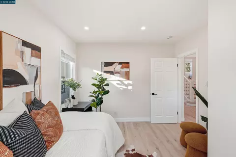 Bedroom - 290 E 16th St, Pittsburg, CA 94565 photo 2 of 2