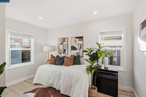 Bedroom - 290 E 16th St, Pittsburg, CA 94565 photo 1 of 2