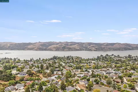 View/Area - 452 Lori Dr, Benicia, CA 94510 photo 12 of 13