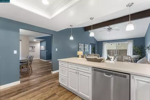 Kitchen - 452 Lori Dr, Benicia, CA 94510 photo 6 of 6