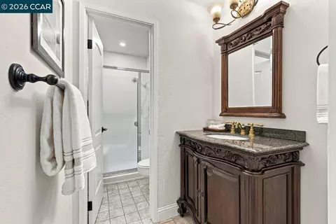 Bath - 1478 Camino Peral #B, Moraga, CA 94556 photo 2 of 2