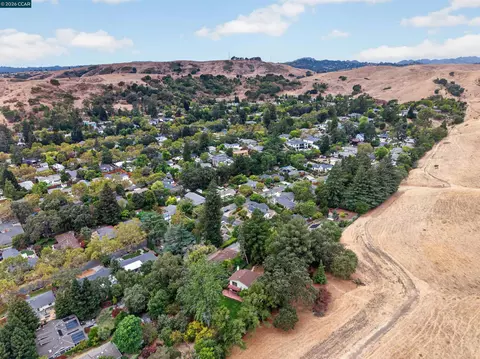 View/Area - 524 Dawkins Dr, Lafayette, CA 94549 photo 6 of 7