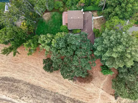 View/Area - 524 Dawkins Dr, Lafayette, CA 94549 photo 2 of 7