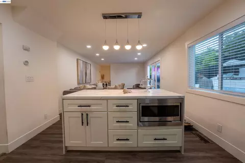 Kitchen - 214 Devon Ave, Pleasant Hill, CA 94523 photo 8 of 8