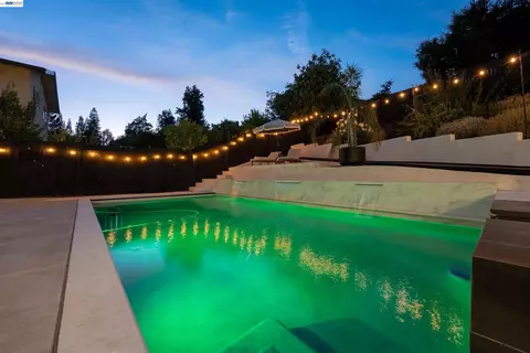 Exterior - 214 Devon Ave, Pleasant Hill, CA 94523 photo 7 of 8