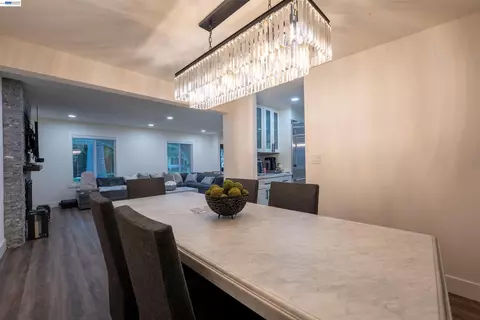 Dining - 214 Devon Ave, Pleasant Hill, CA 94523 photo 2 of 5
