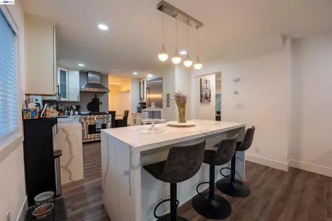 Kitchen - 214 Devon Ave, Pleasant Hill, CA 94523 photo 2 of 8