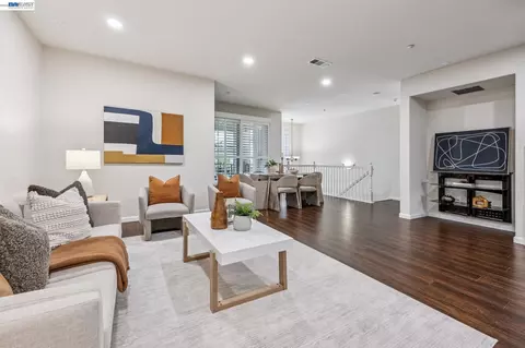Living - 4366 Fitzwilliam St, Dublin, CA 94568 photo 3 of 3